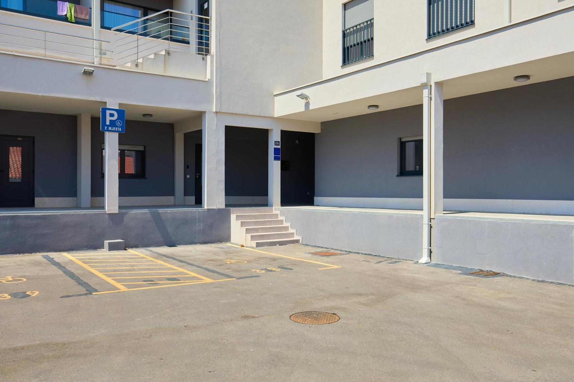 Dominium City Suites دوبروفينك المظهر الخارجي الصورة